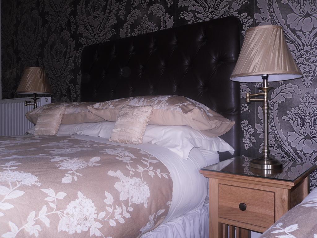 Ardfern Guest House Пърт Екстериор снимка
