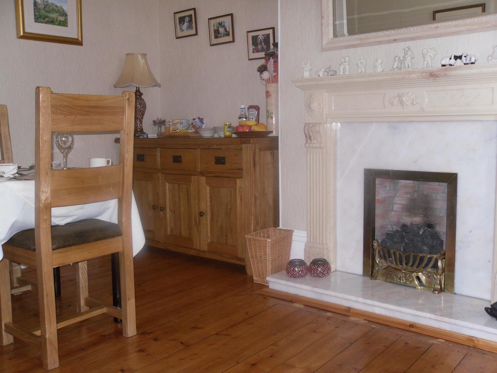 Ardfern Guest House Пърт Екстериор снимка